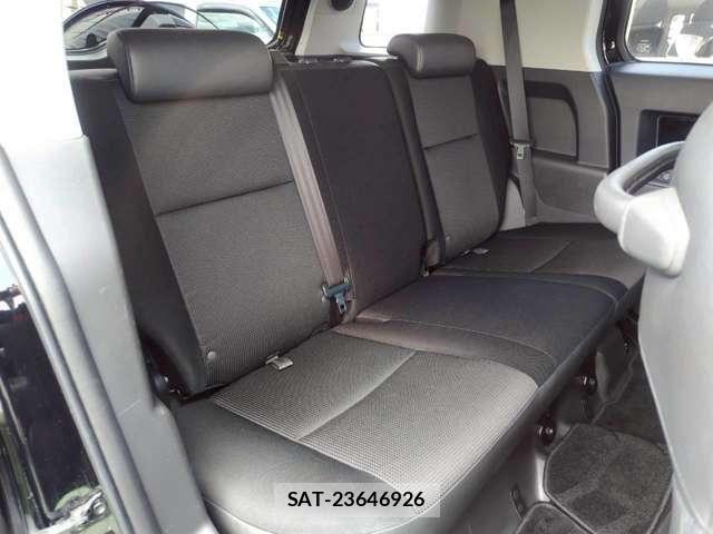 Toyota FJ CRUISER 2011-08 8099186-11