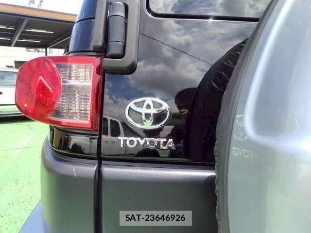 Toyota FJ CRUISER 2011-08 8099186-22