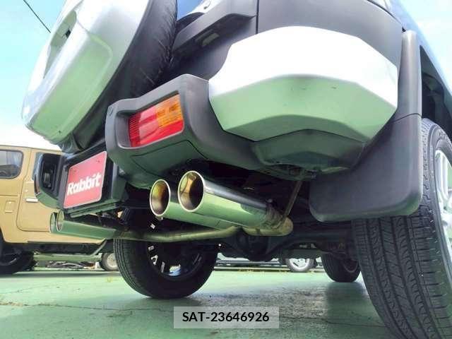 Toyota FJ CRUISER 2011-08 8099186-23