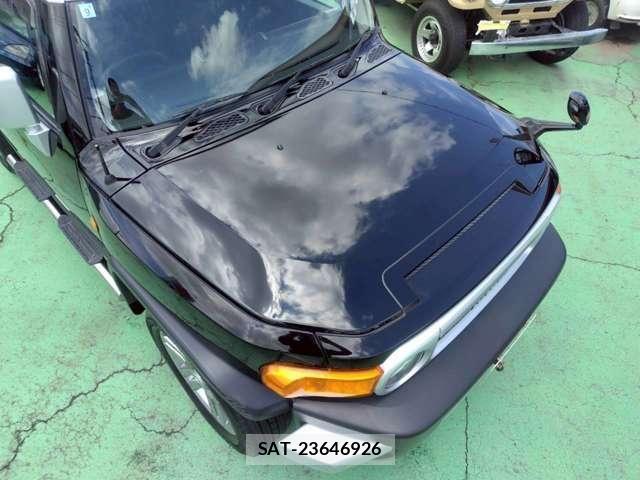 Toyota FJ CRUISER 2011-08 8099186-24