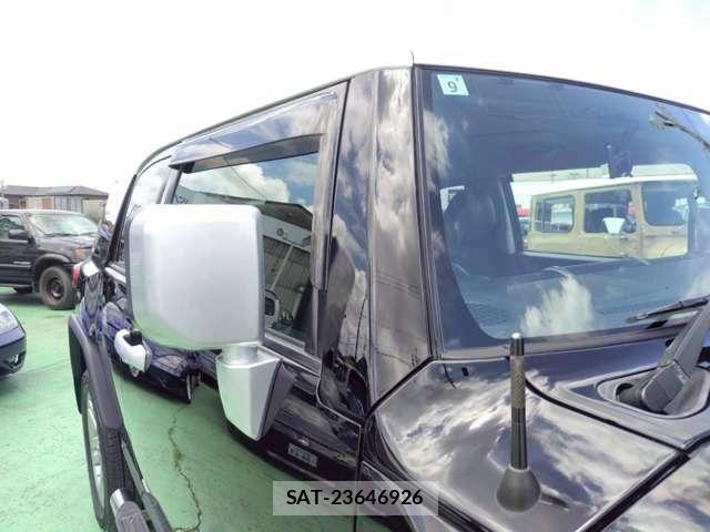 Toyota FJ CRUISER 2011-08 8099186-26