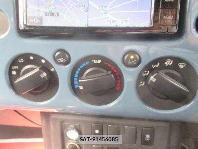 Toyota FJ CRUISER 2016-02 8099185-21