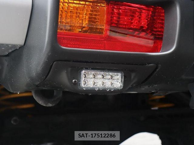 Toyota FJ CRUISER 2017-01 8099183-6