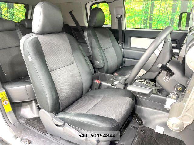 Toyota FJ CRUISER 2011-10 8130175-8