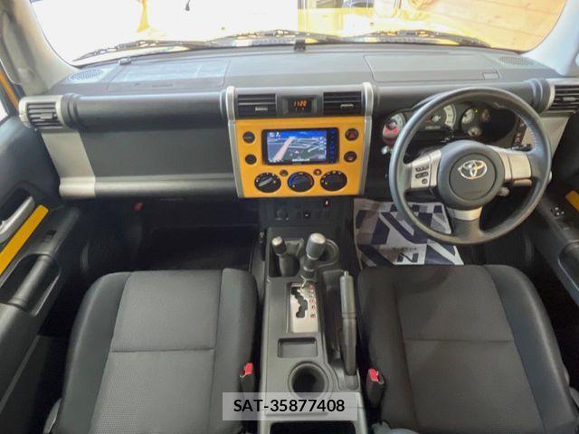 Toyota FJ CRUISER 2015-09 8130169-1