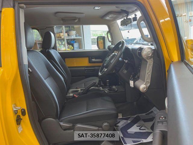 Toyota FJ CRUISER 2015-09 8130169-6