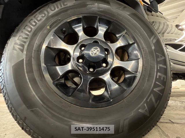 Toyota FJ CRUISER 2017-10 8145819-13