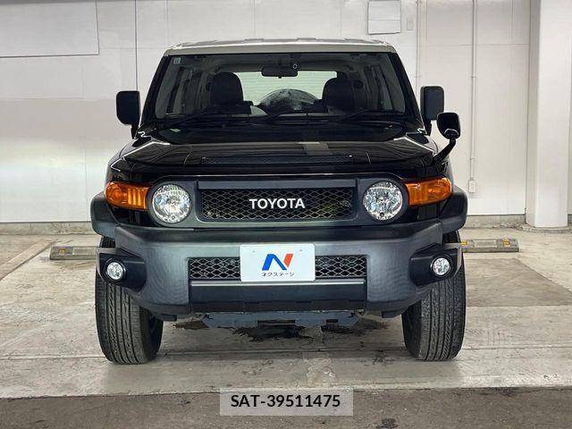 Toyota FJ CRUISER 2017-10 8145819-14