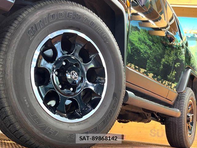 Toyota FJ CRUISER 2016-06 8207530-13