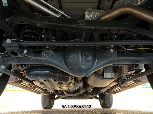 Toyota FJ CRUISER 2016-06 8207530-18