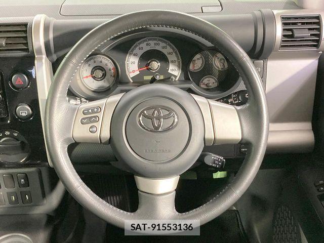 Toyota FJ CRUISER 2015-06 8207532-10
