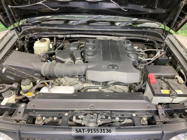 Toyota FJ CRUISER 2015-06 8207532-17