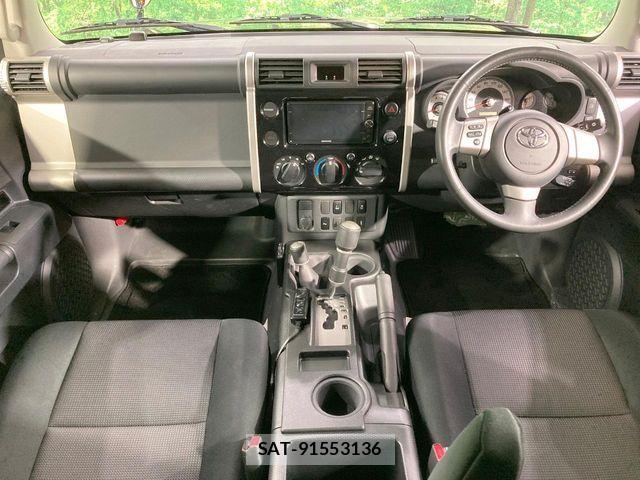 Toyota FJ CRUISER 2015-06 8207532-1