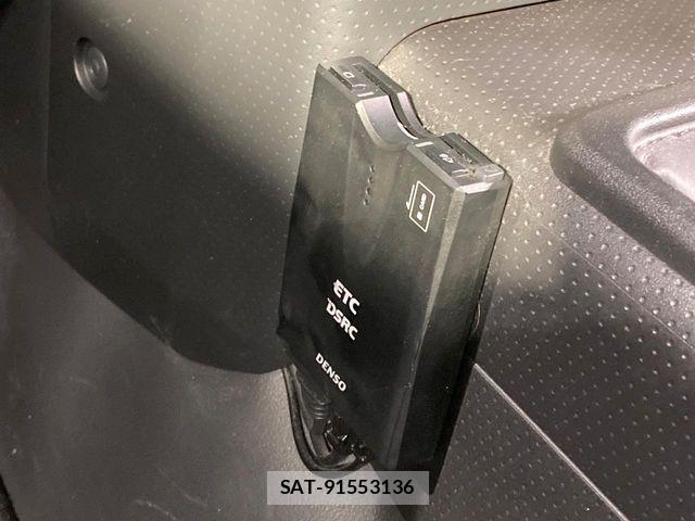 Toyota FJ CRUISER 2015-06 8207532-5