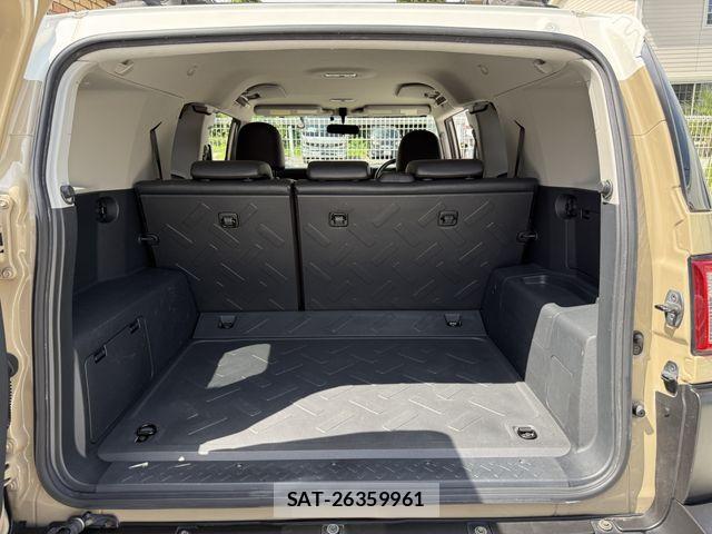 Toyota FJ CRUISER 2011-05 8207534-26
