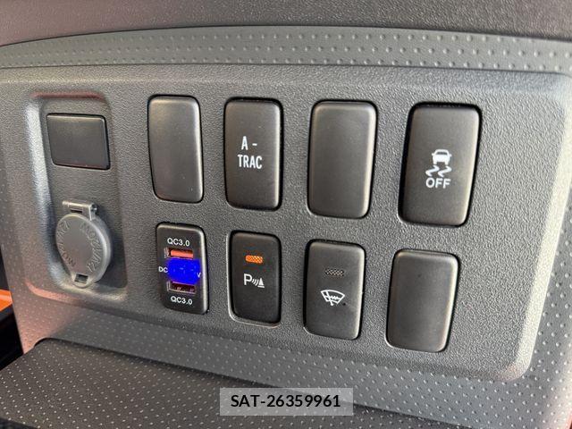 Toyota FJ CRUISER 2011-05 8207534-28