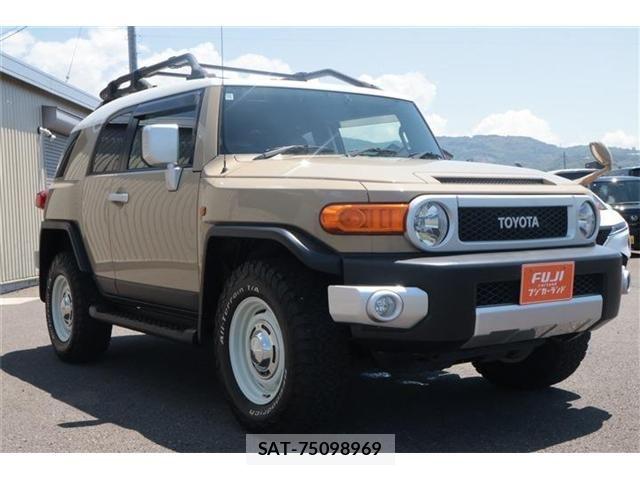Toyota FJ CRUISER 2016-10 8207527-17