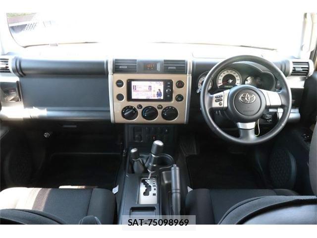 Toyota FJ CRUISER 2016-10 8207527-1