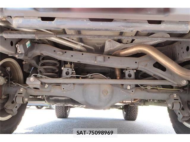 Toyota FJ CRUISER 2016-10 8207527-19