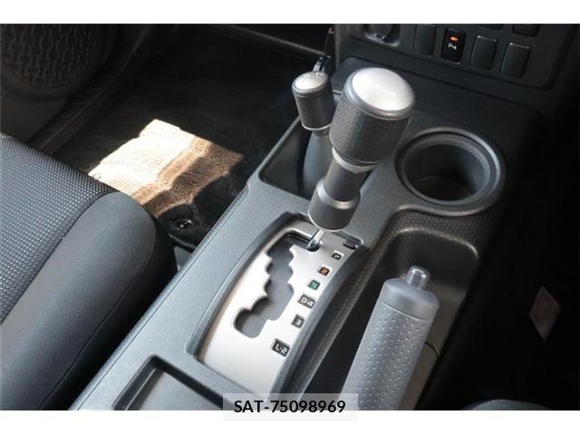 Toyota FJ CRUISER 2016-10 8207527-20