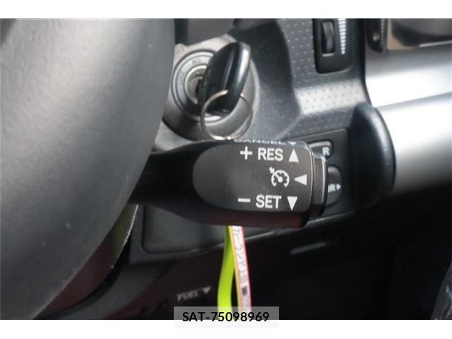 Toyota FJ CRUISER 2016-10 8207527-4