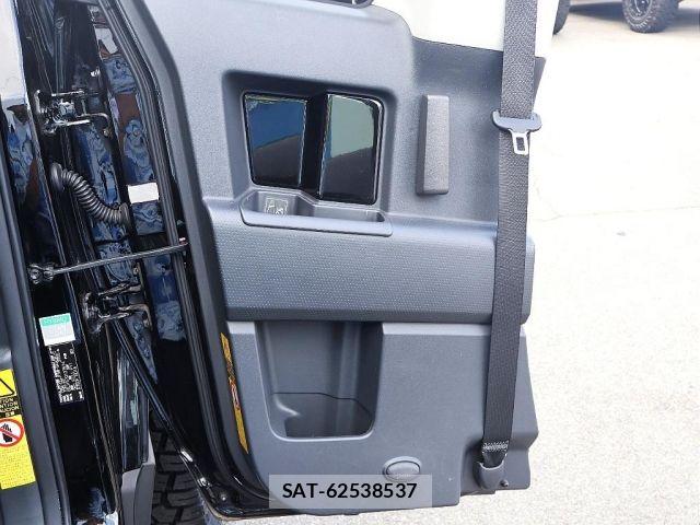 Toyota FJ CRUISER 2014-01 8207531-16