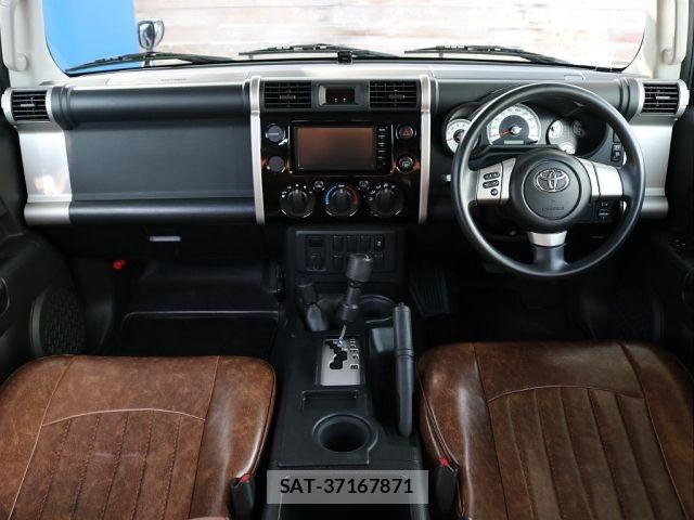 Toyota FJ CRUISER 2016-01 8207528-1