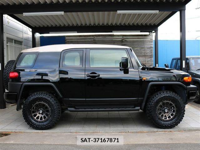 Toyota FJ CRUISER 2016-01 8207528-4