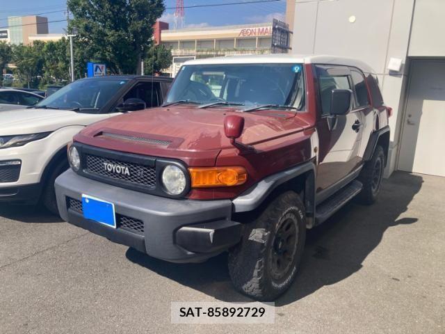 Toyota FJ CRUISER 2011-06 8230037-0