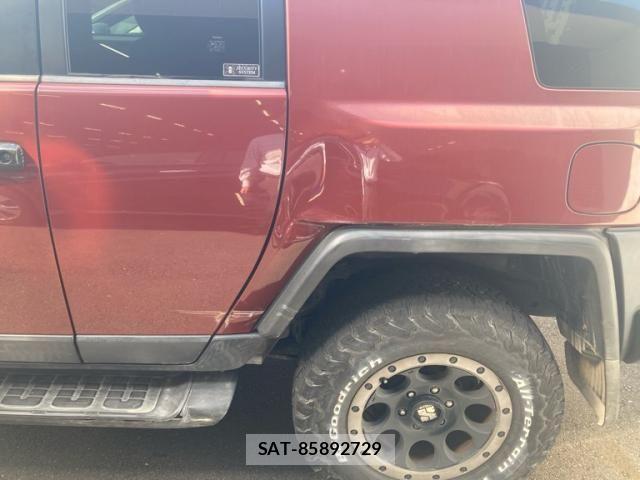 Toyota FJ CRUISER 2011-06 8230037-9