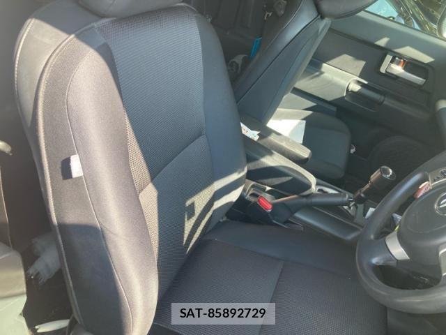 Toyota FJ CRUISER 2011-06 8230037-12
