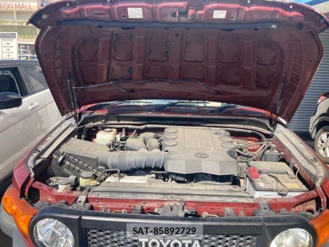 Toyota FJ CRUISER 2011-06 8230037-15