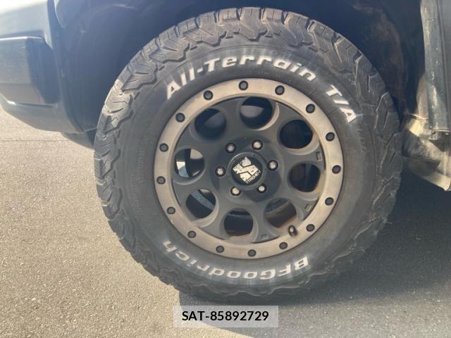 Toyota FJ CRUISER 2011-06 8230037-4
