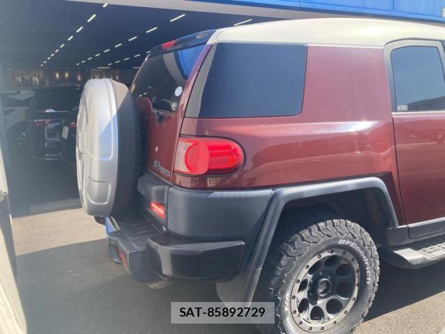 Toyota FJ CRUISER 2011-06 8230037-7