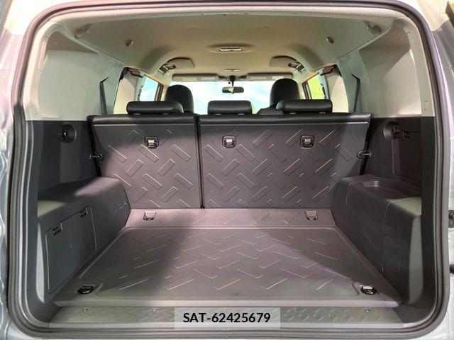 Toyota FJ CRUISER 2013-07 8245211-10