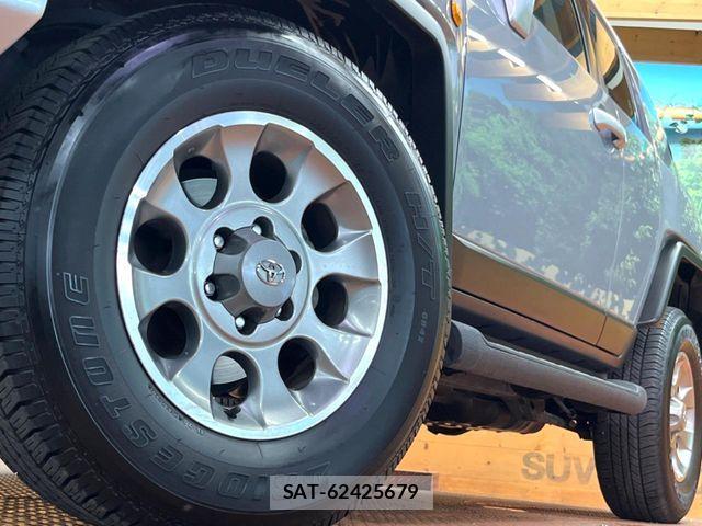 Toyota FJ CRUISER 2013-07 8245211-12