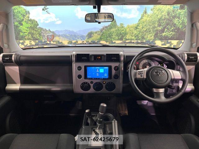 Toyota FJ CRUISER 2013-07 8245211-1