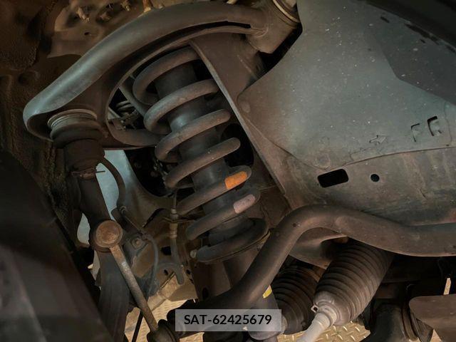Toyota FJ CRUISER 2013-07 8245211-19