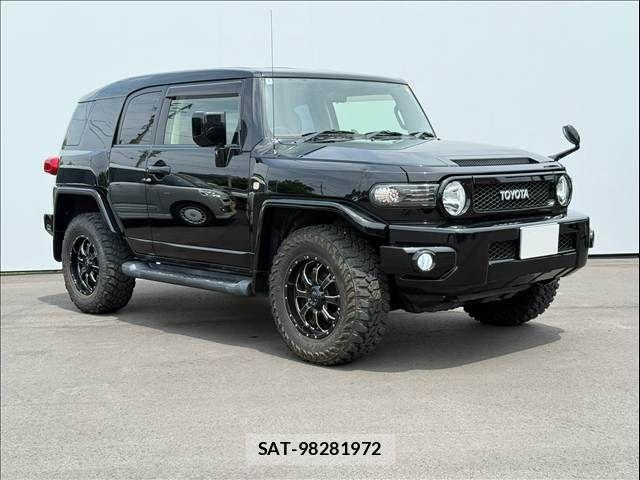 Toyota FJ CRUISER 2016-06 8314479-10