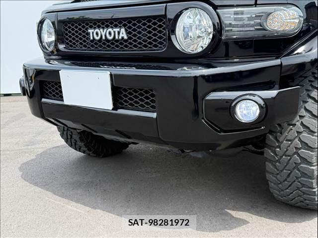 Toyota FJ CRUISER 2016-06 8314479-19