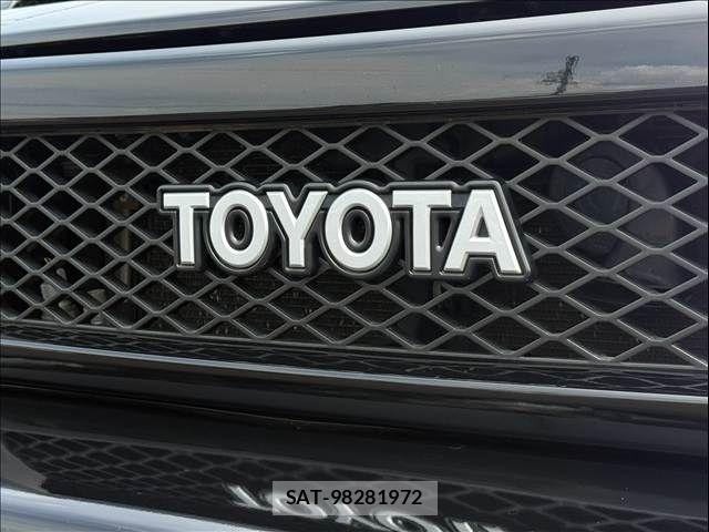 Toyota FJ CRUISER 2016-06 8314479-21