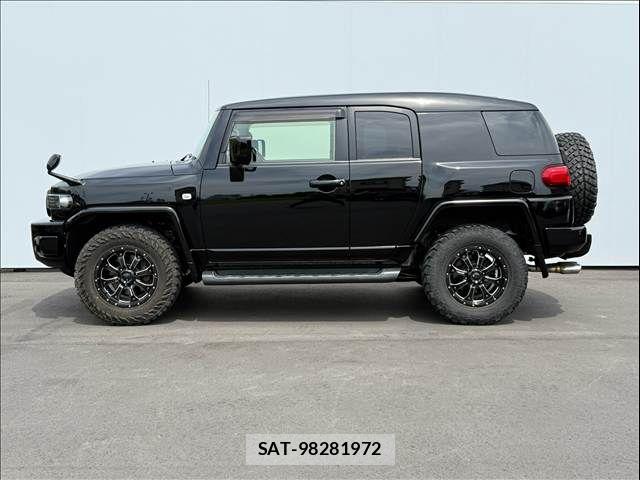 Toyota FJ CRUISER 2016-06 8314479-7