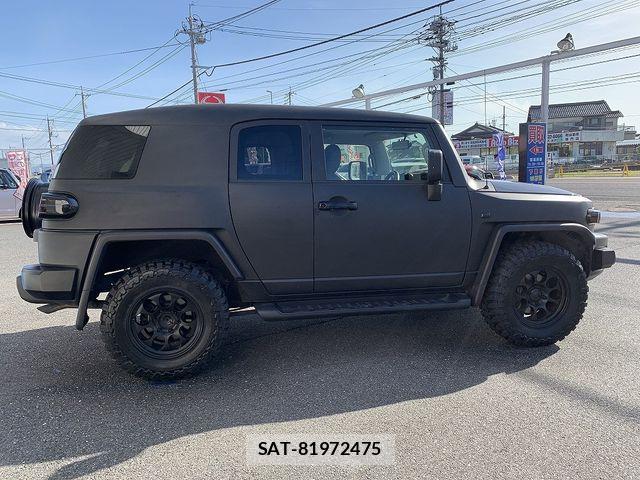 Toyota FJ CRUISER 2013-03 8314478-21