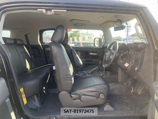 Toyota FJ CRUISER 2013-03 8314478-23