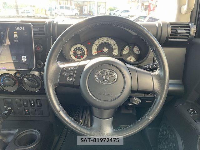 Toyota FJ CRUISER 2013-03 8314478-3