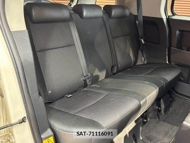 Toyota FJ CRUISER 2013-09 8335859-11