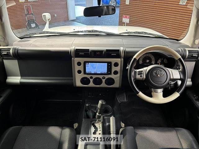Toyota FJ CRUISER 2013-09 8335859-1