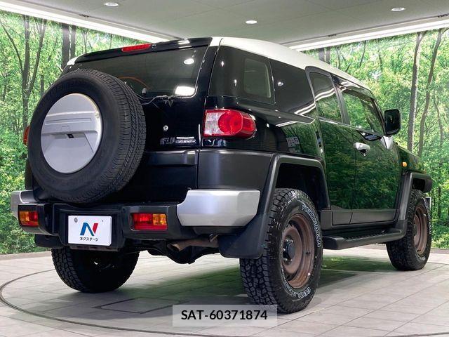 Toyota FJ CRUISER 2012-11 8335856-16
