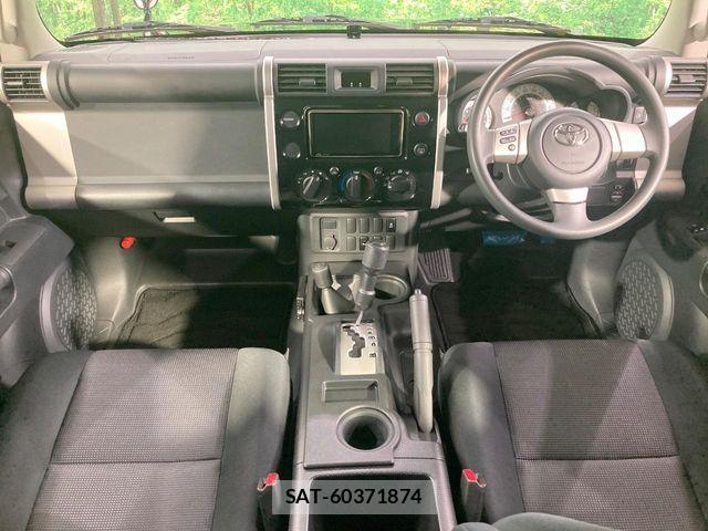 Toyota FJ CRUISER 2012-11 8335856-1