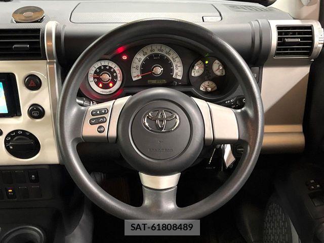 Toyota FJ CRUISER 2013-07 8335858-10
